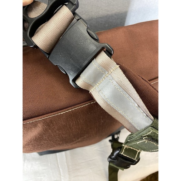 Forest City Portage Messenger Bag Handmade Quality Durable Green & Brown - Picture 13 of 16